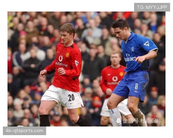 关键对决预测：萨内与弗林蓬的边路对位将决定比赛走势